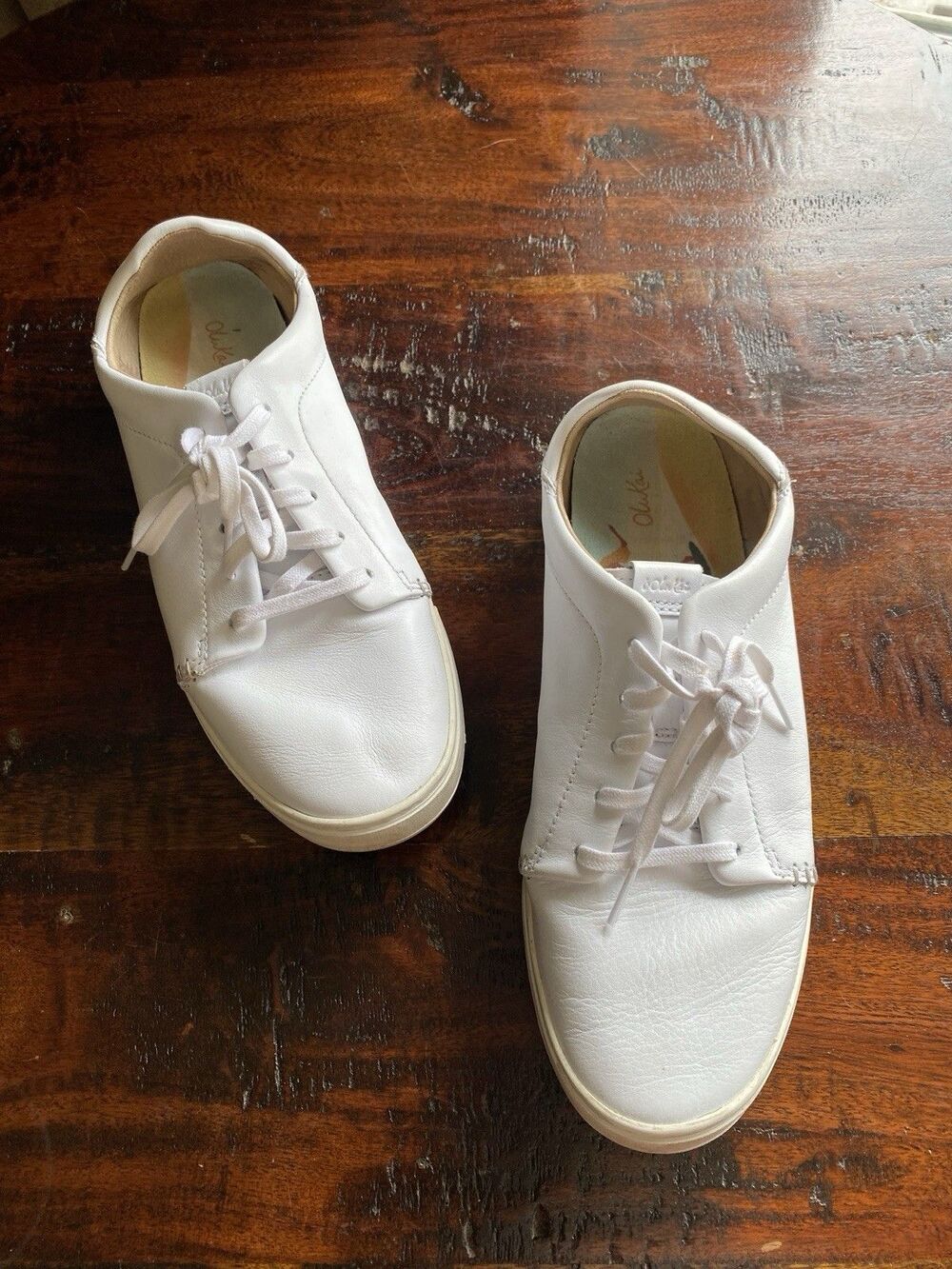 OluKai Women's Pehuea Lī 'Ili Sneakers Size 10 Drop in Heel Leather White